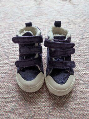 Cat & Jack Toddler Girls High Top Velvet Purple Shoes Size 5